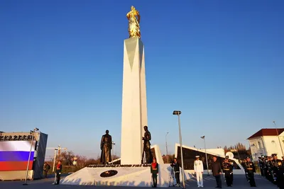 В Севастополе открыли памятник окончанию Гражданской войны - Российская  газета