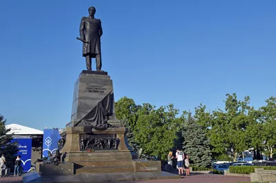 Книга: Памятники Севастополя. Фотоальбом Купить за 250.00 руб.