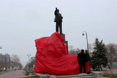 Памятник Татищеву В.Н. | Тольятти (Самарская область) | Фотопланета