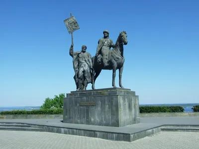 Н.М. Карамзин, памятник, мемориал, Ульяновск, сквер Карамзина — Яндекс Карты