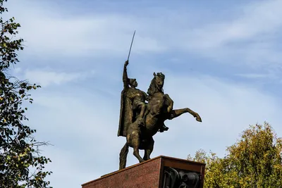 Памятник Чапаеву в Чебоксарах. Россия, Чебоксары городской округ