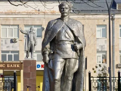 В Чебоксарах все-таки появился памятник Ивану Грозному : Свободный  Идель-Урал