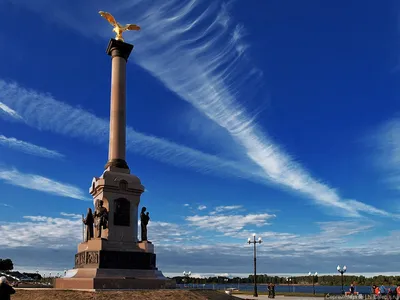 В Ярославле организовали мини-мемориал в память Евгения Пригожина - МК  Ярославль