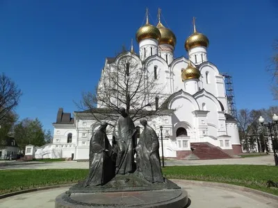 Прибытие ее величества в Ярославль: в центре города предложили воздвигнуть  памятник Екатерине II | 10.03.2023 | Ярославль - БезФормата