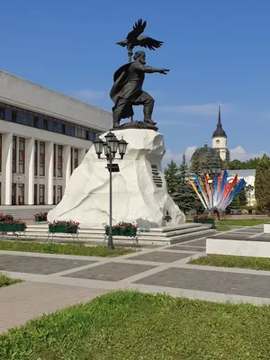 В Калужском бору открыли памятник воинам - освободителям Калуги | Новости  Калуги и Калужской области Знамя.Калуга