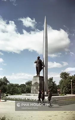 Фото: Павшим героям - освободителям Калуги, памятник, мемориал, Калуга,  улица Калуга-Бор — Яндекс Карты