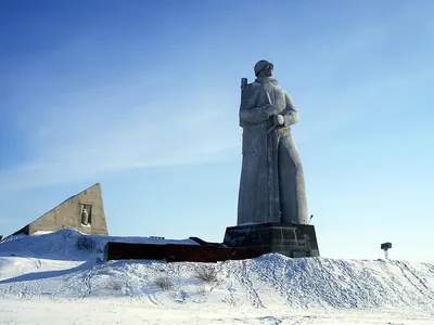 Памятник \"Путейцам Заполярья\" в Мурманске | РИА Новости Медиабанк