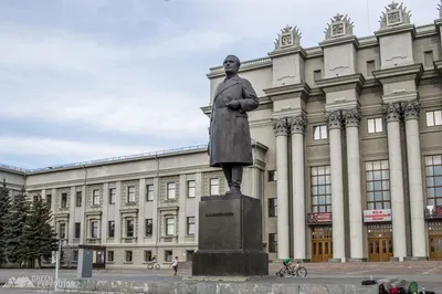 Памятник В. В. Куйбышеву (Самара)