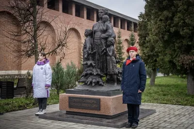 В Смоленске открыт памятник павшим воинам правопорядка – Новости Росгвардии