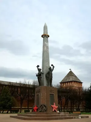 Памятник воинам, защитникам и освободителям Смоленска (Смоленск - Смоленская  область)