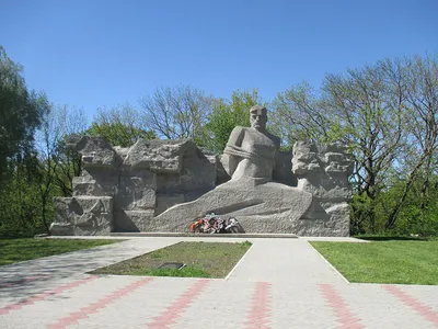 Памятники в Ставрополе фото фото