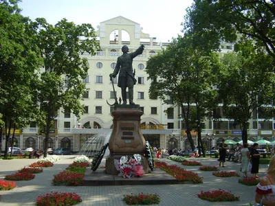 Памятники в Воронеже фото фотографии