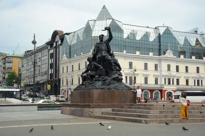 Памятники Владивостока фото фото