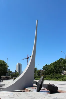 Памятник морякам торгового флота отреставрировали во Владивостоке
