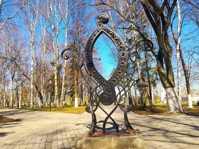 Памятник 800-летия Города Вологды, Россия Фотография, картинки, изображения  и сток-фотография без роялти. Image 61027503