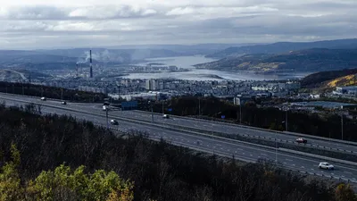 панорама заполярного портового города мурманска Стоковое Фото - изображение  насчитывающей взорвать, головка: 227379080