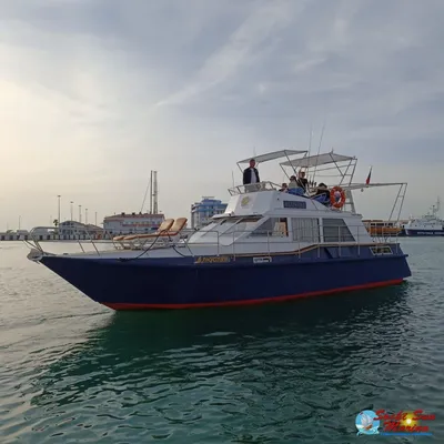 Sochi city coast panorama at summer. View from yacht. Black sea, Russia.  фотография Stock | Adobe Stock