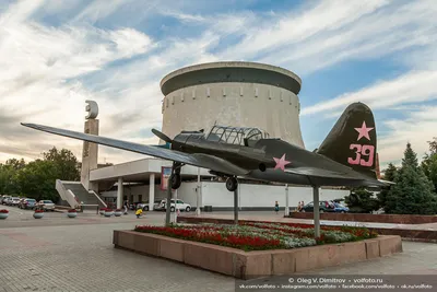 File:Volgograd. Memorial museum-panorama \"The Battle of Stalingrad\"  P8050091 2200.jpg - Wikipedia