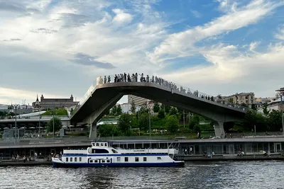 Floating Bridge over Moskva River - Изображение Парящий Мост, Москва -  Tripadvisor