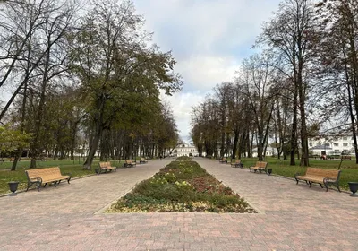 Гуляем по Костроме, парк на Никитской
