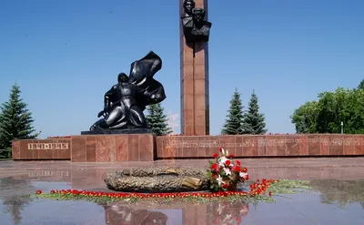 File:Victory Park, Ufa 02.jpg - Wikimedia Commons