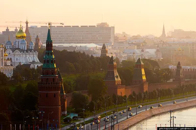 Городской пейзаж. Москва» картина Суховой Натальи (бумага, акварель) —  купить на ArtNow.ru