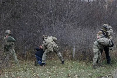 Пензенцы сообщают о «паровозике» из пяти машин в Терновке