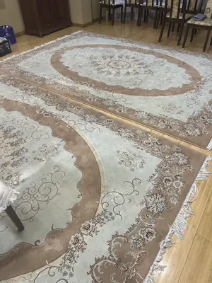 Уникальные персидские ковры на аукционе «Литфонда» | myDecor