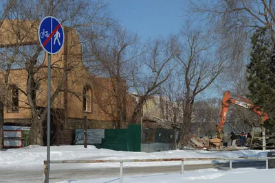 Роон отстоял \"Пьяного дятла\" в суде - Новости недвижимости в Омске