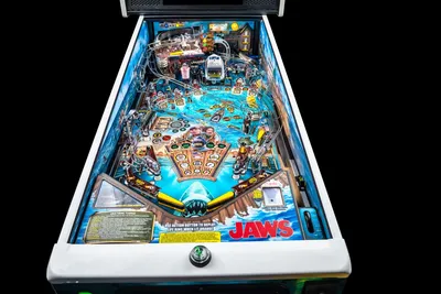 New JAWS Pinball Machine from Stern Has Original Movie Footage, Shark Toys,  and Lots of Blood - IGN