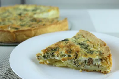 Пирог с рыбой и колбасным сыром — пошаговый классический рецепт с фото от  Простоквашино