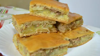 Пирог с курицей и картошкой - Лайфхакер