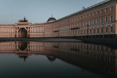 Улицы Питера / streets of Sankt-Peterburg / Архитектура / Клуб владельцев  техники Olympus