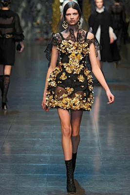 Лучшие фотографии платьев Dolce & Gabbana 2012