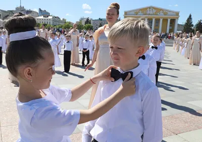 Фотки платьев в стиле Наташи Ростовой: лучшие изображения для дизайнеров