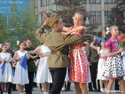 Фото галерея платьев времен войны