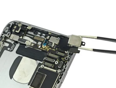 Качественные изображения плат iPhone 6 для вашего блога