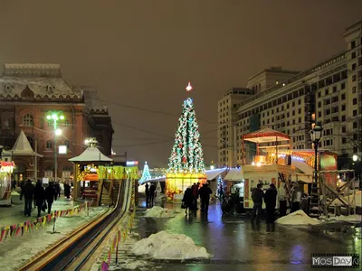 Москва. Станция \"Площадь революции\".