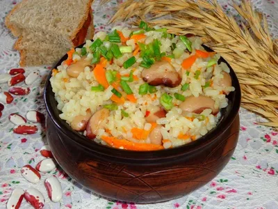 Рецепт сытного плова по-еврейски с фасолью и кусочками рыбы. Hyser.com.ua