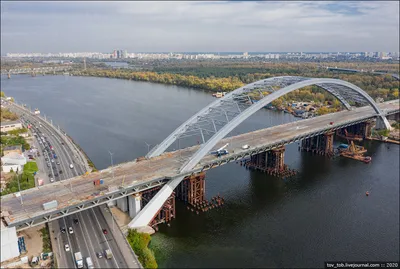 Подольский мост - самый известный недострой Киева — Видео | ВКонтакте