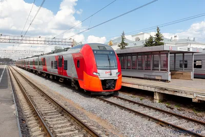 Поезд 🚝 Москва — Санкт-Петербург: цена билета в 2024 году, купить билеты,  маршрут следования, время в пути, отзывы