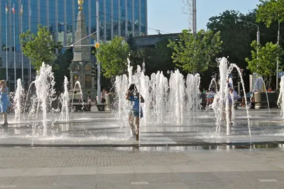 В Краснодаре сохранится жаркая погода, но может пойти дождь. 22.07.2023 г.  Телеканал «Краснодар»