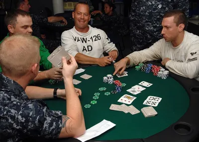 6 Ways Playing Poker Can Help You in Business (and 2 Ways It Can't) |  Entrepreneur