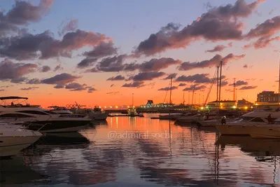 Sochi Grand Marina: HD-фото яхт и катеров на стоянке Морского порта в Сочи  (4256 на 2832 пикселей)