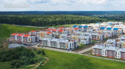 Продам двухкомнатную квартиру в поселке Мичуринском в городе Екатеринбурге  Екатеринбург, Карасьевская улица, 20, муниципальное образование 57.0 м²  этаж 1/3 4750000 руб база Олан ру объявление 101633166