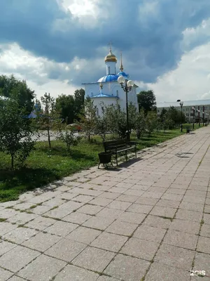 В селе под Тюменью горят дома, эвакуированы сотни людей. Трансляция — РБК