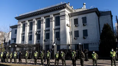 Посольство Украины в Москве прекратило прием граждан - РИА Новости,  24.02.2022