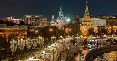 Новогодняя прогулка по Москве «Путешествие в Рождество» — Узнай Москву