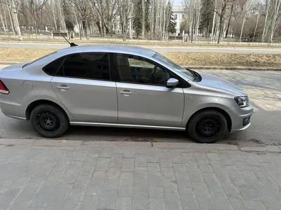 https://auto.drom.ru/volgograd/volkswagen/polo/540355281.html