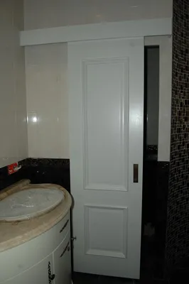 Выбор двери для ванной комнаты и туалета